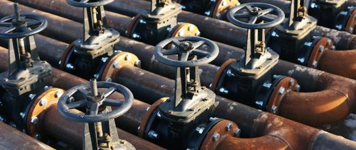 Understanding the causes of corrosion through molecular modelling  -	Application to stainless steels in CO2 environments -